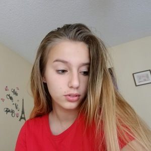 Meet your Posher, Valerie